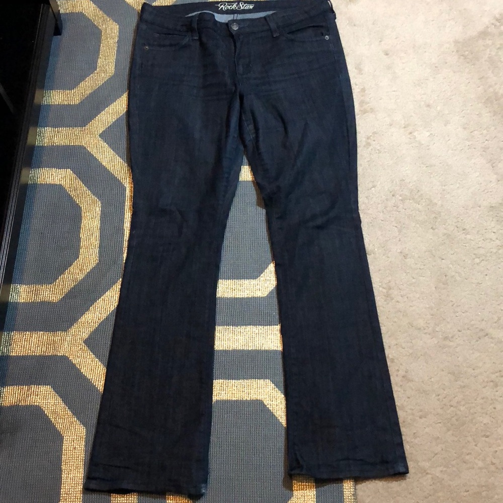 Old navy boot cut jeans 👖